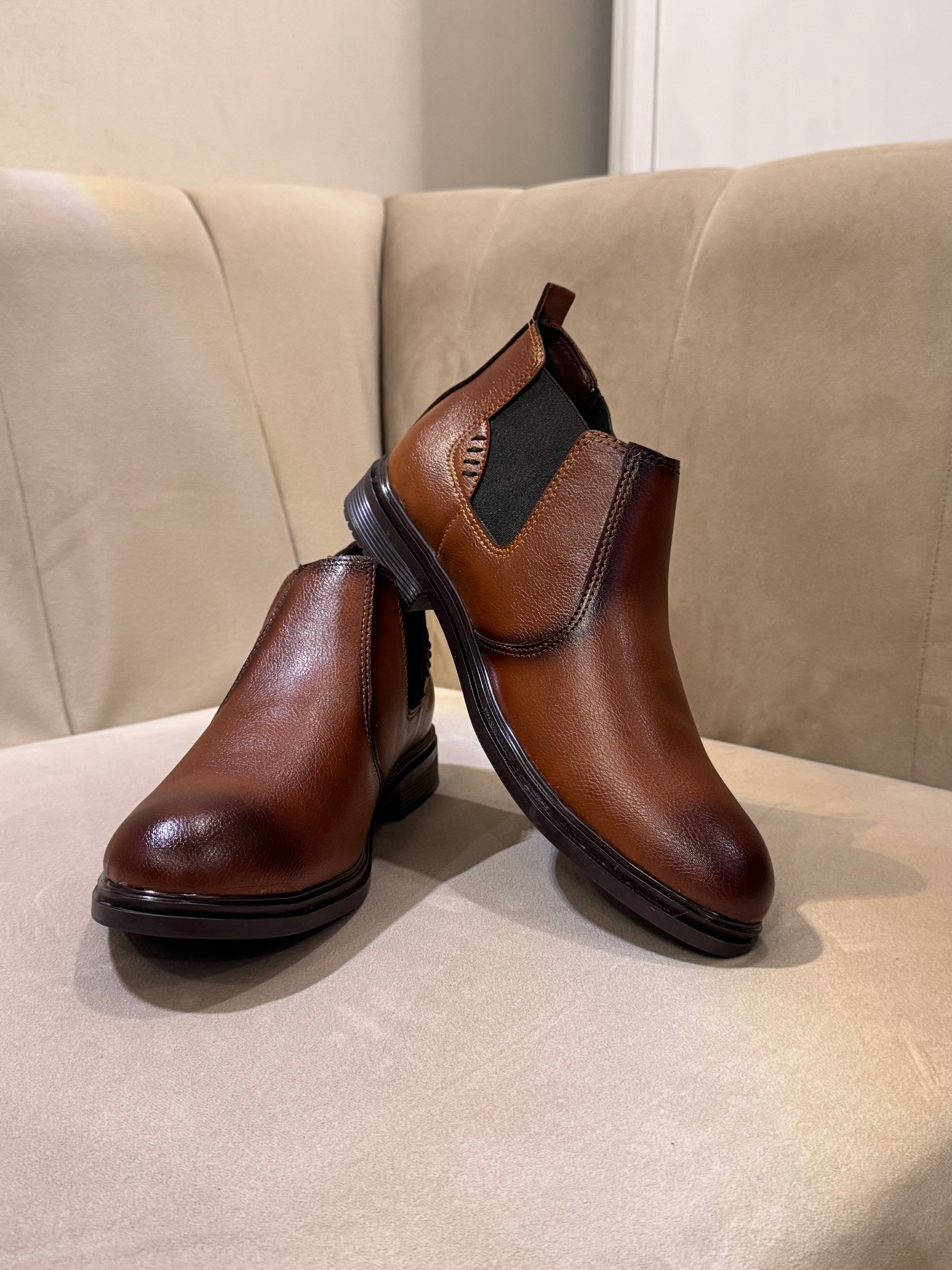 Tan Brown Chelsea Boot