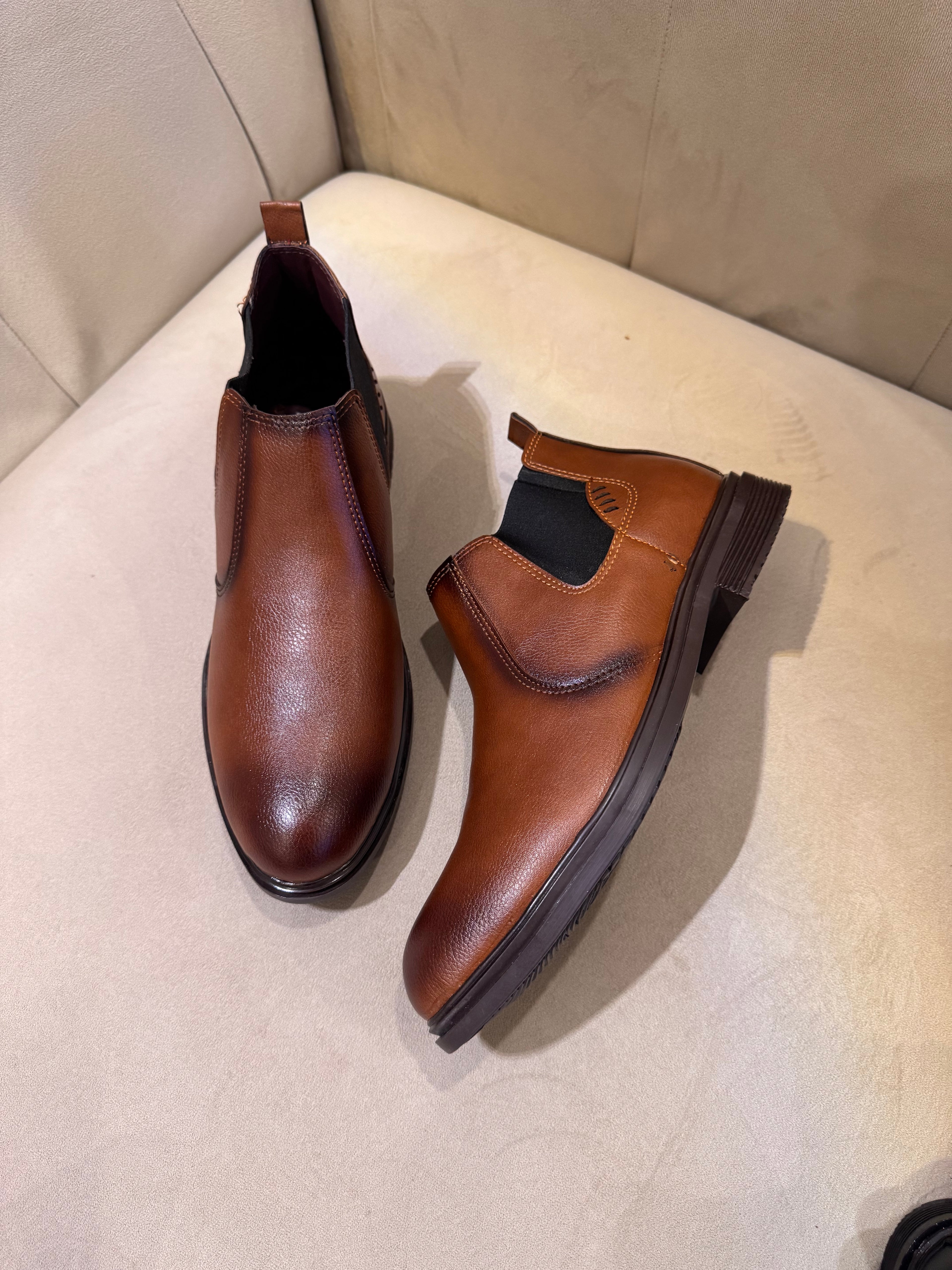 Tan Brown Chelsea Boot
